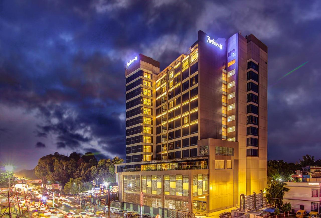 Radisson Blu Gorakhpur Hotel Exterior foto